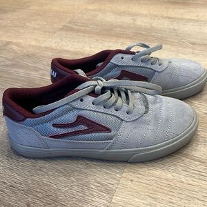 Lakai skate boarding shoes